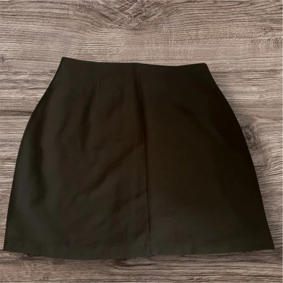 Charlotte Russe Black Mini Skirt with Zipper Accents - Picture 3 of 4